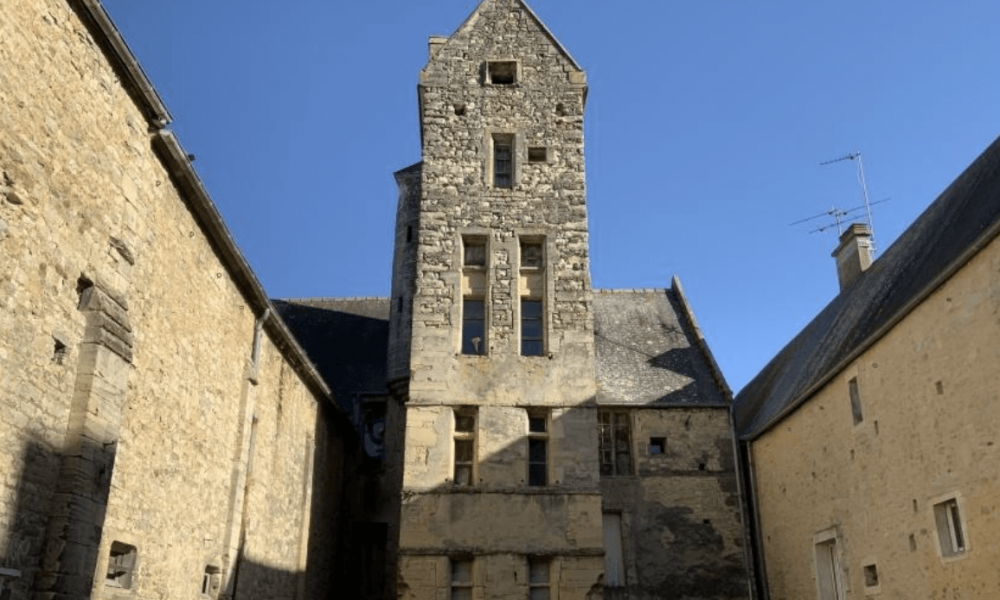 Lancement 2021 : Bayeux, Monument Historique Malraux : l'Hôtel du Croissant